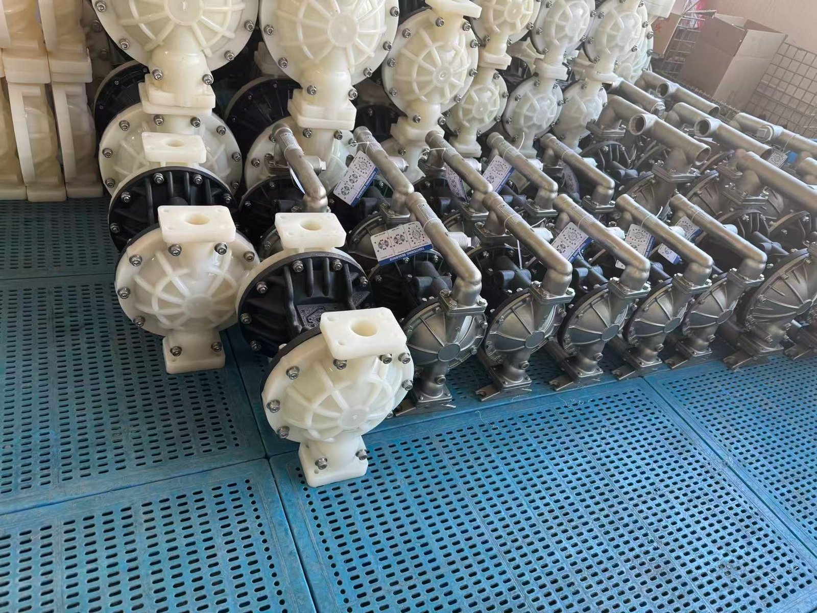 Internal Structure of Air Operated Diaphragm Pump